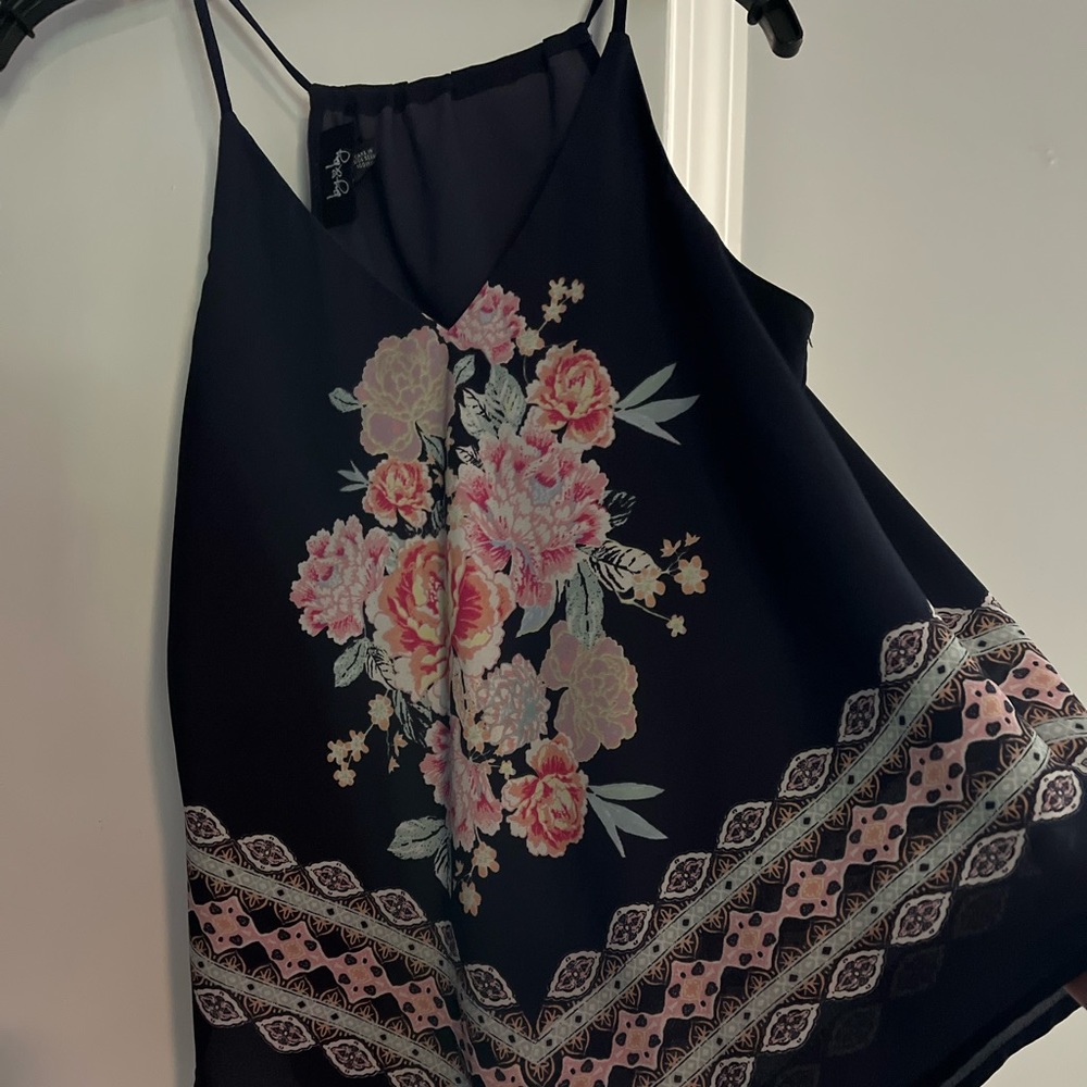 By & By MEDIUM Flowered Blouse